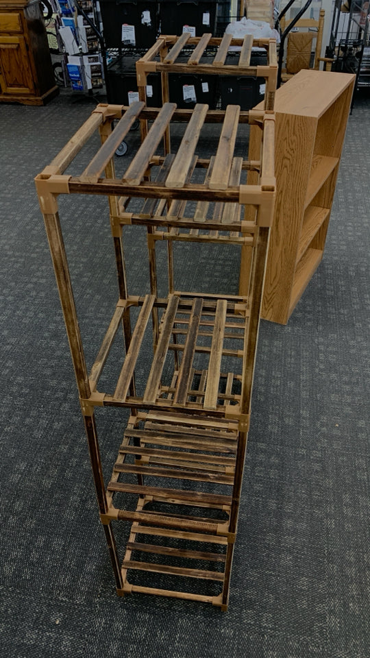 LT WOOD MULTI TIER PLANT STAND.