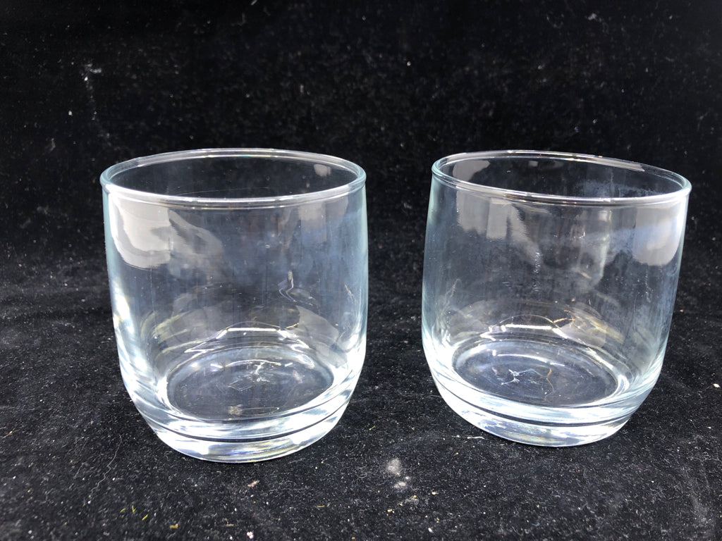 2 ROUNDED BOTTOM GLASSES.