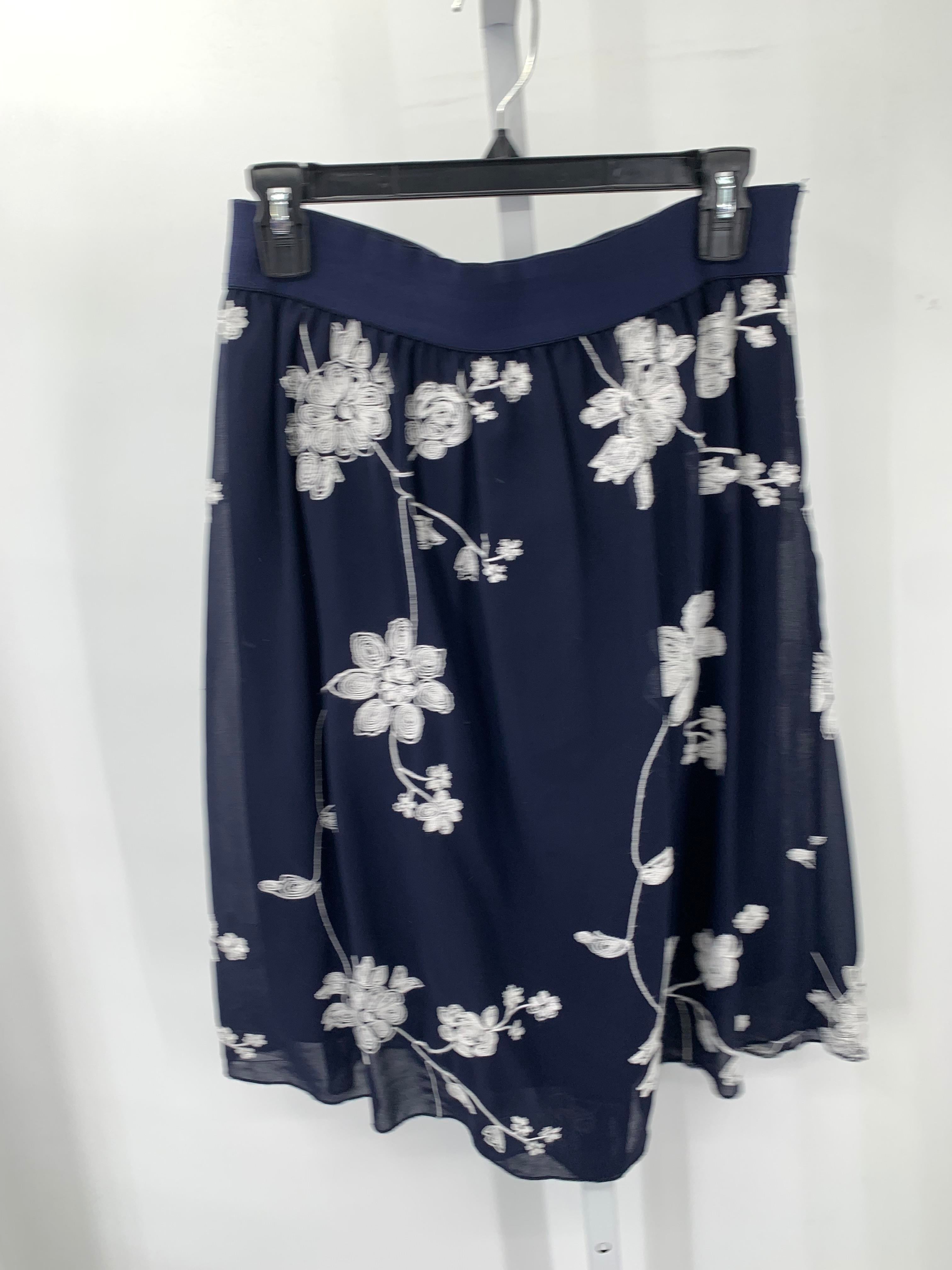 Size Medium Misses Skirt