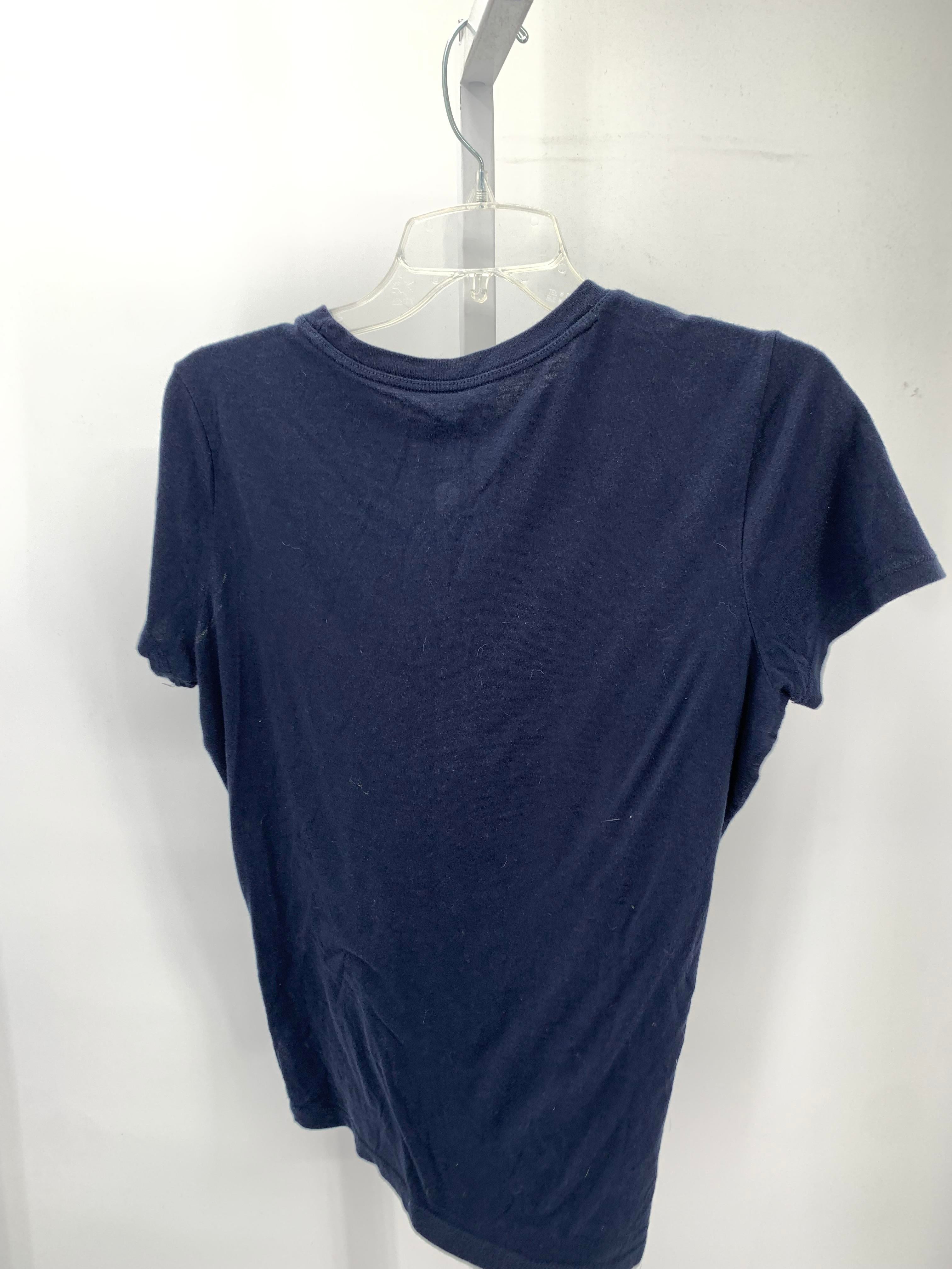 Size Large Juniors Short Sleeve Shirt