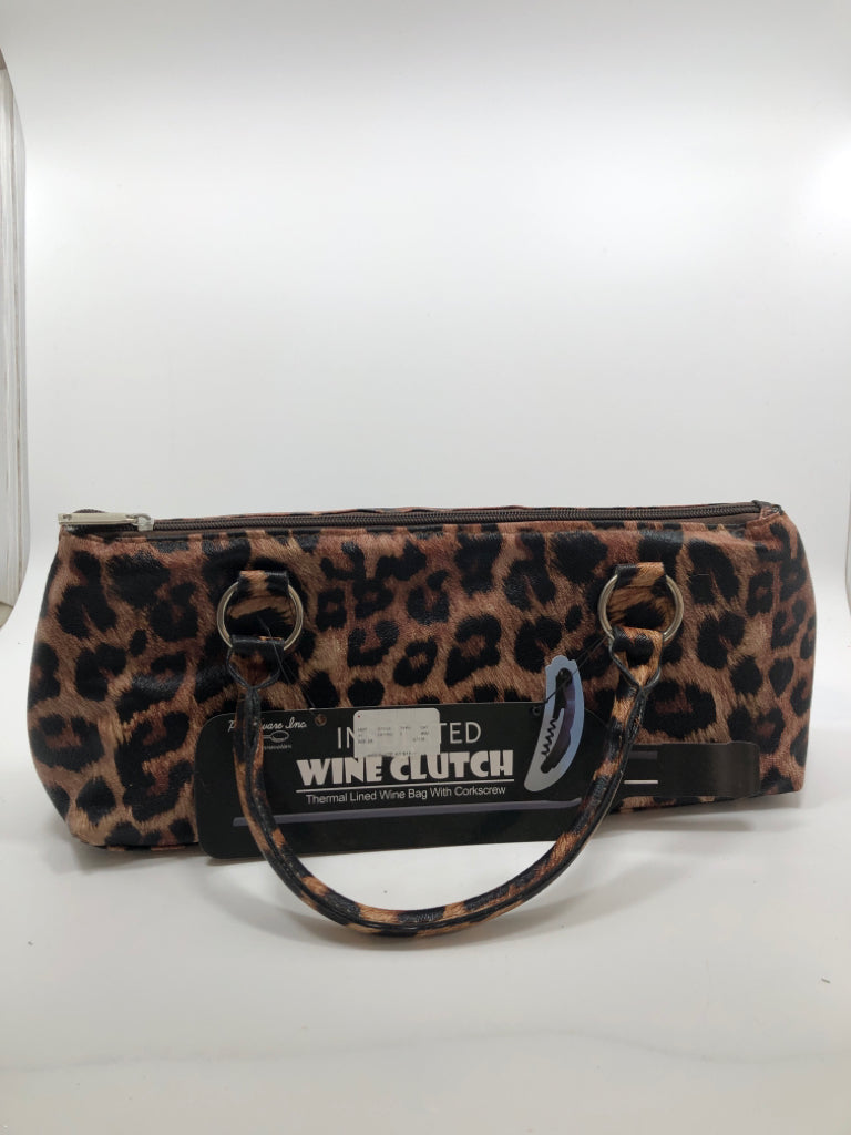 NWT CHEETAH PRINT WINE COOLER CLUTCH.