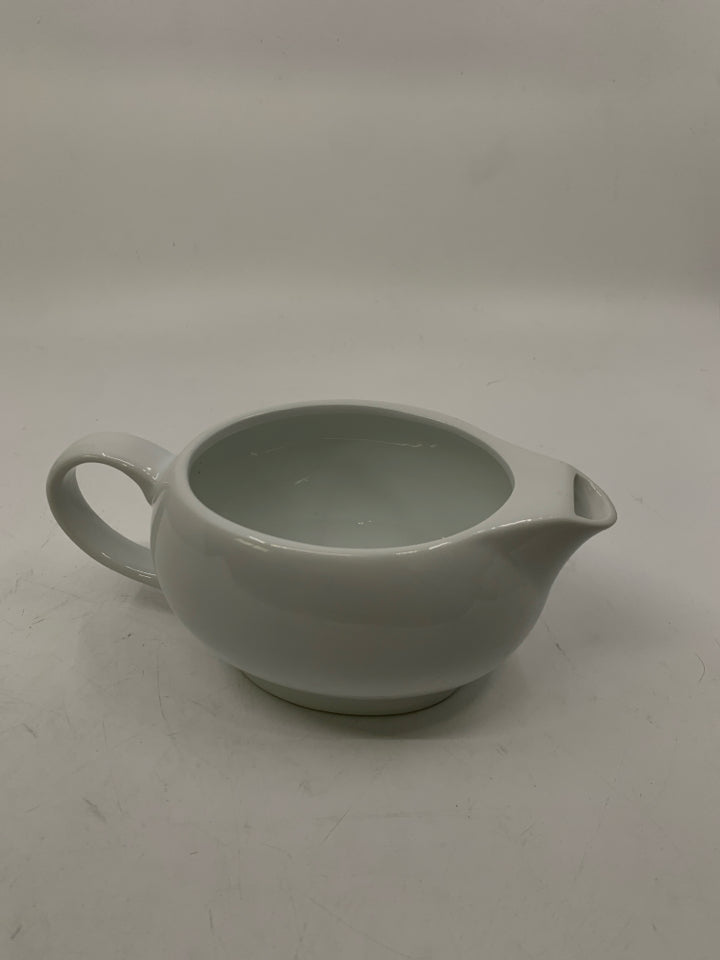 WHITE GRAVY BOAT OUR TABLE.
