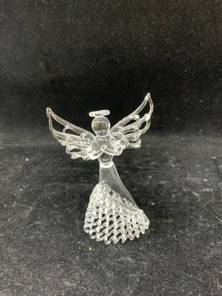 CLEAR GLASS PRAYING ANGEL FIGURINE.