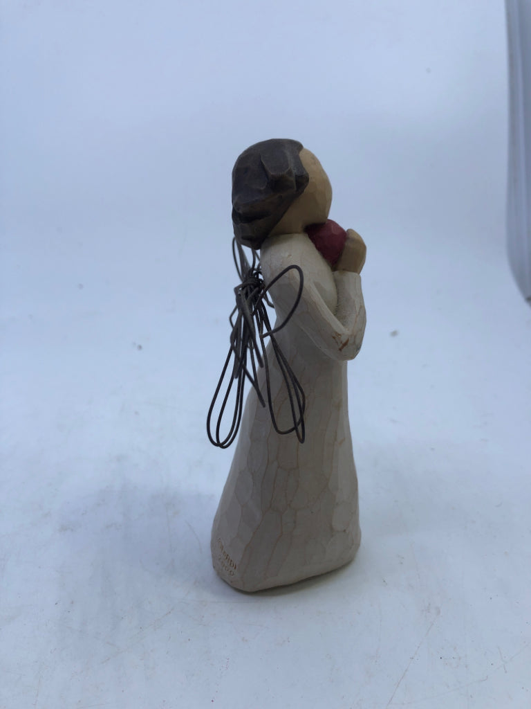 WILLOW TREE ANGEL OF THE HEART- GIRL WITH HEART.