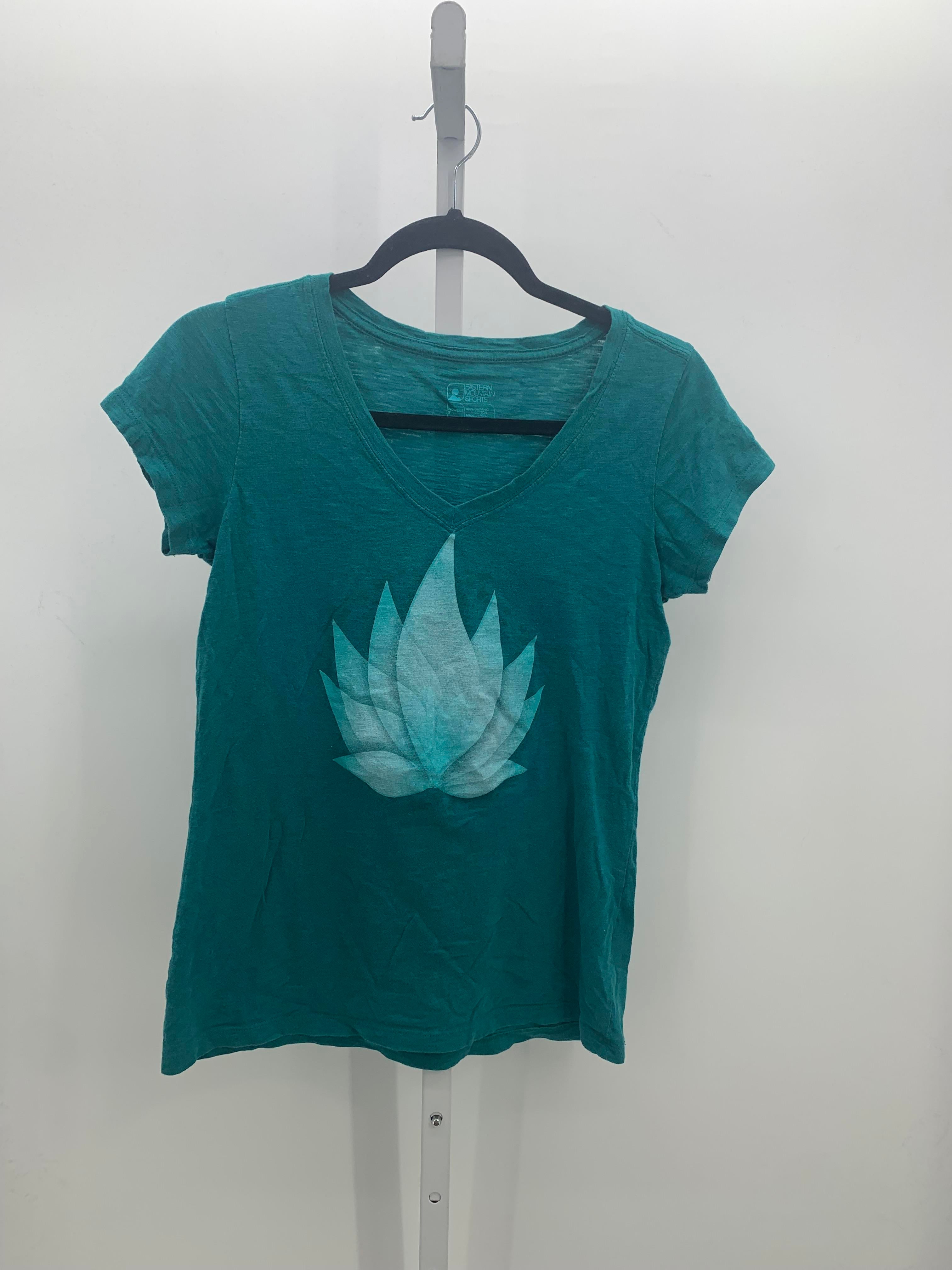 Eastern Mountain Size Small Misses Short Sleeve Shirt