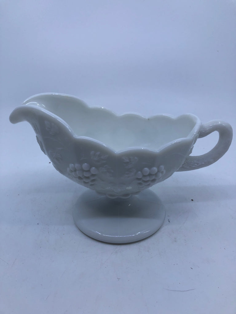 VTG MILK GLASS GRAVY BOAT.