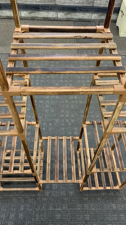 LT WOOD MULTI TIER PLANT STAND.