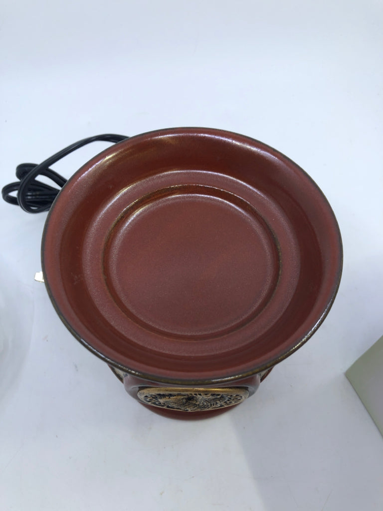 NEW VALENTINE ELECTRIC WAX WARMER- IN BOX