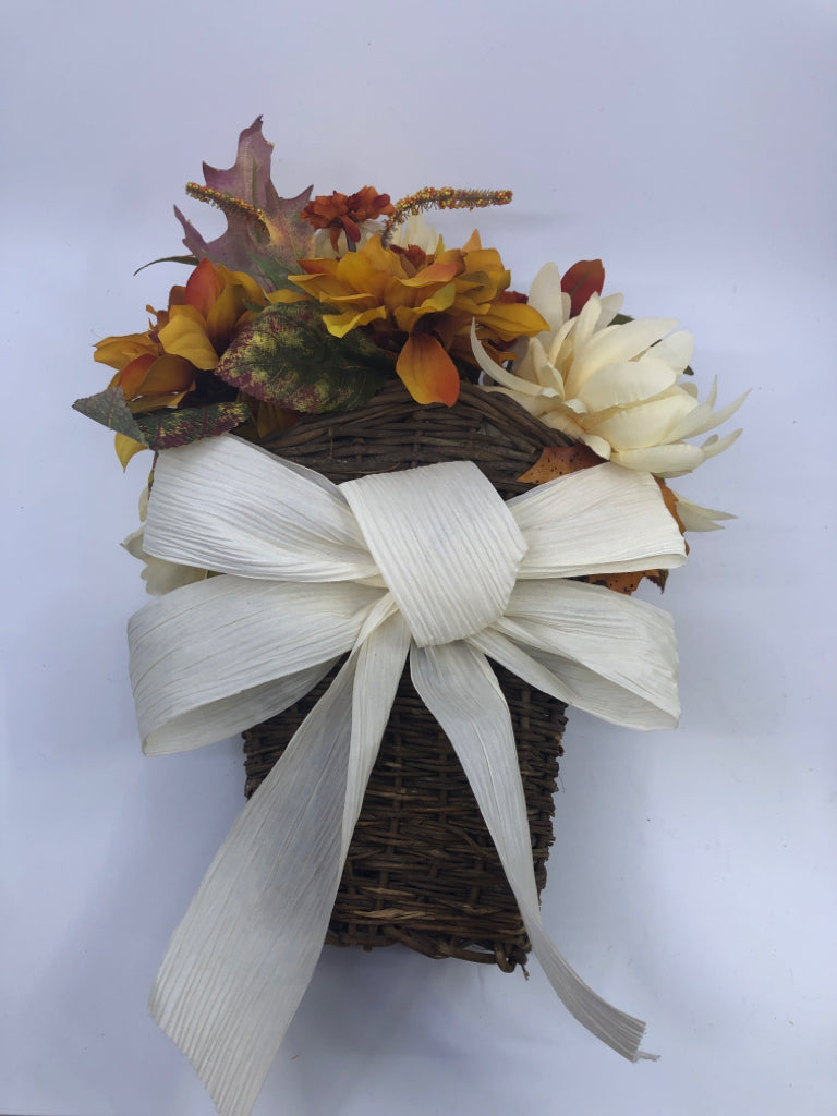 FALL FLOWERS IN BASKET WALL DECOR/DOOR HANGING.