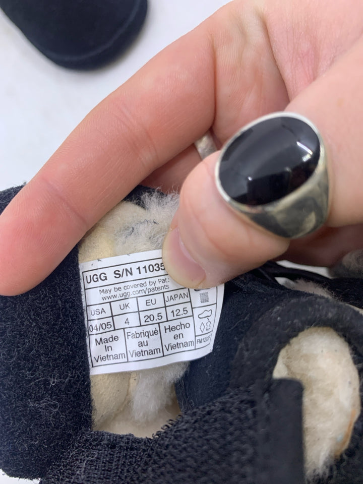 UGG Size 4-5 Soft Shoes