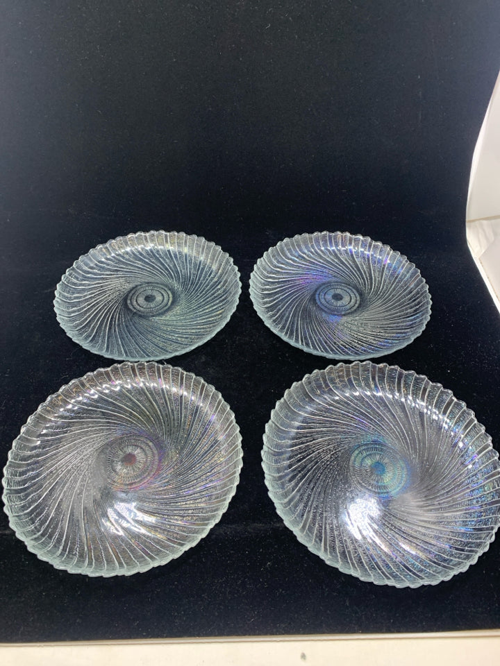 4 SWIRL GLASS LUNCH PLATE W/SCALLOPED EDGE.