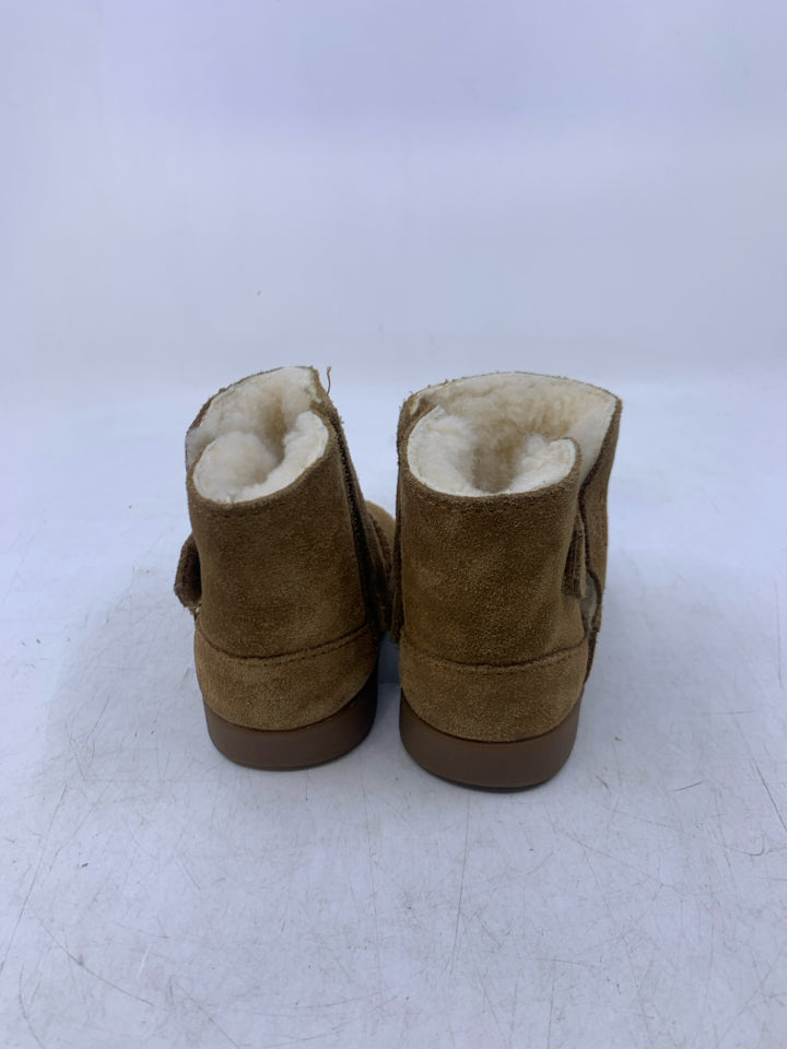 UGG Size 4-5 Winter Boots