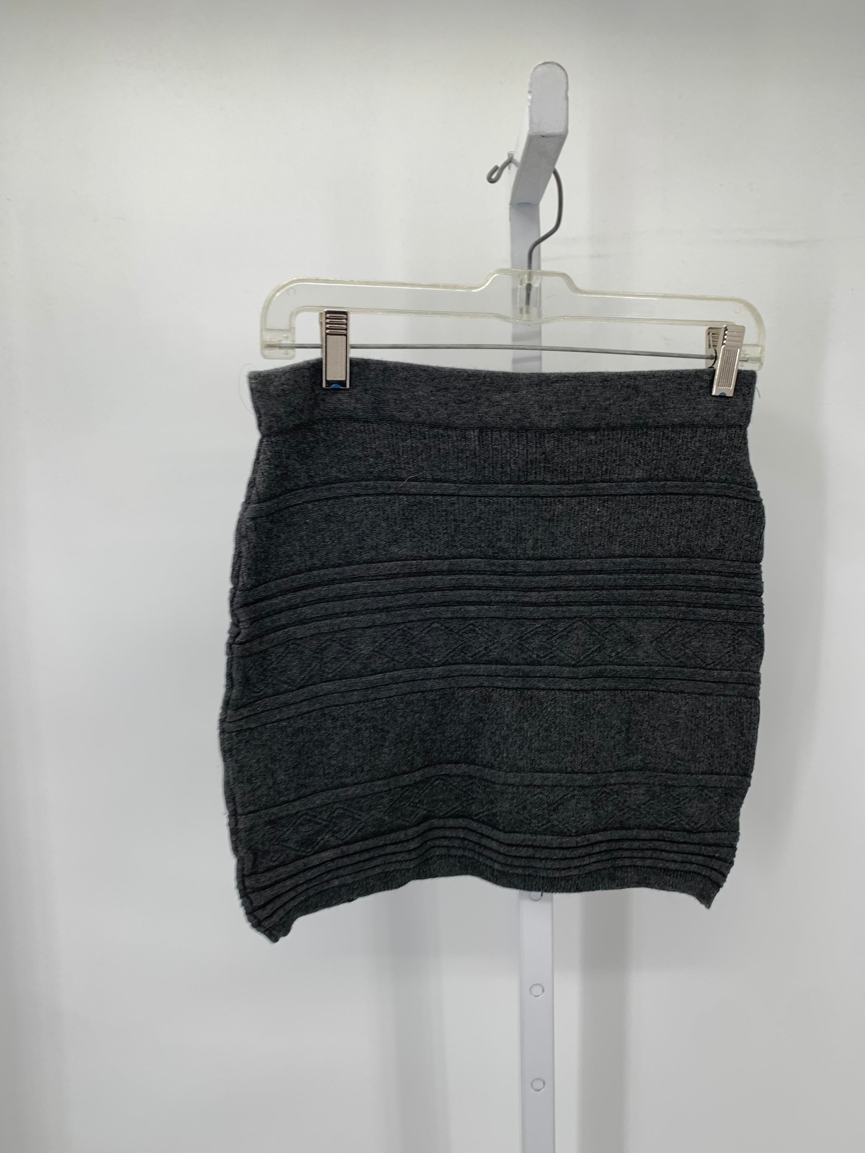 Atmosphere Size Medium Juniors Skirt