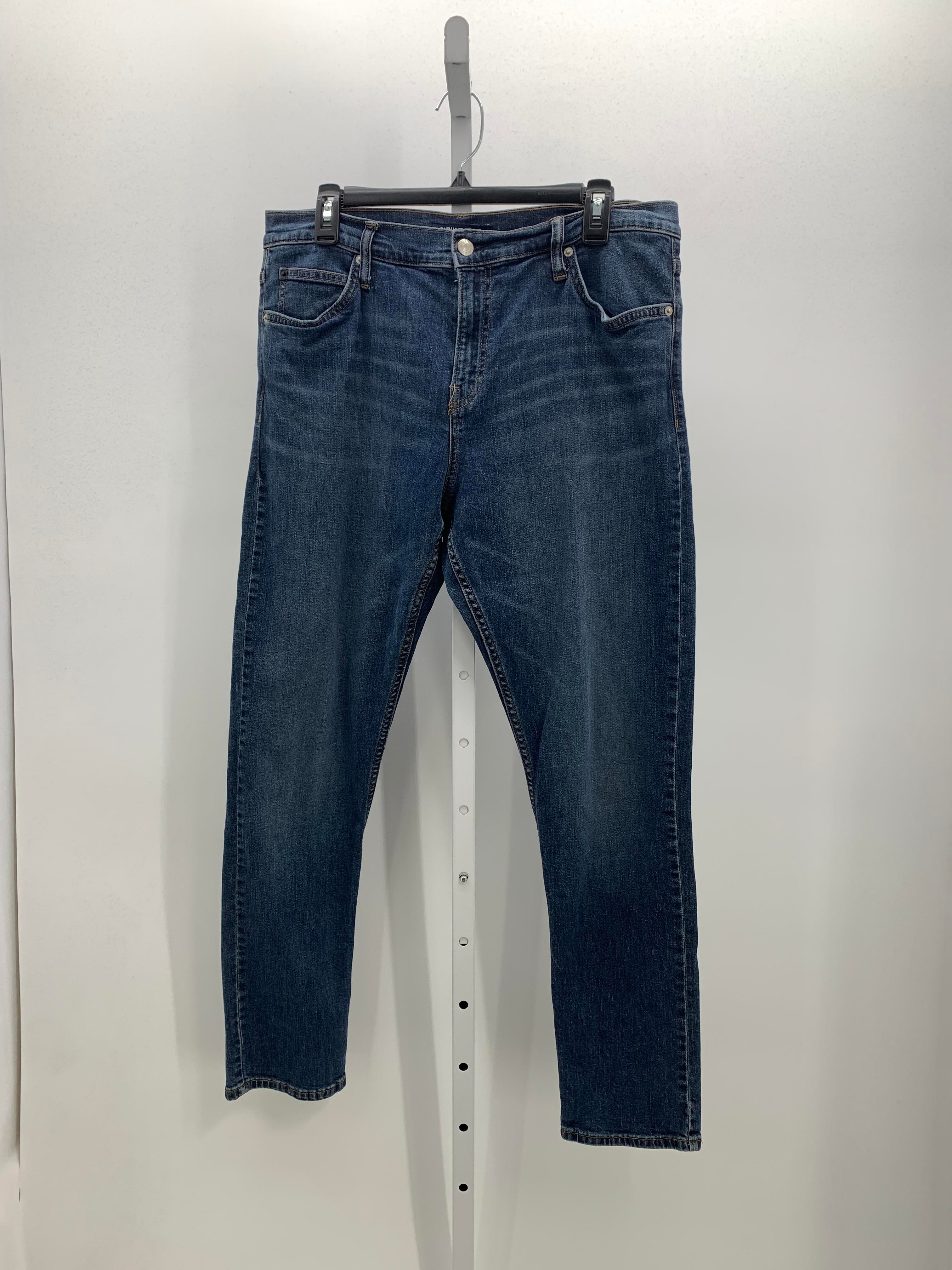 SLIM LEG JEANS