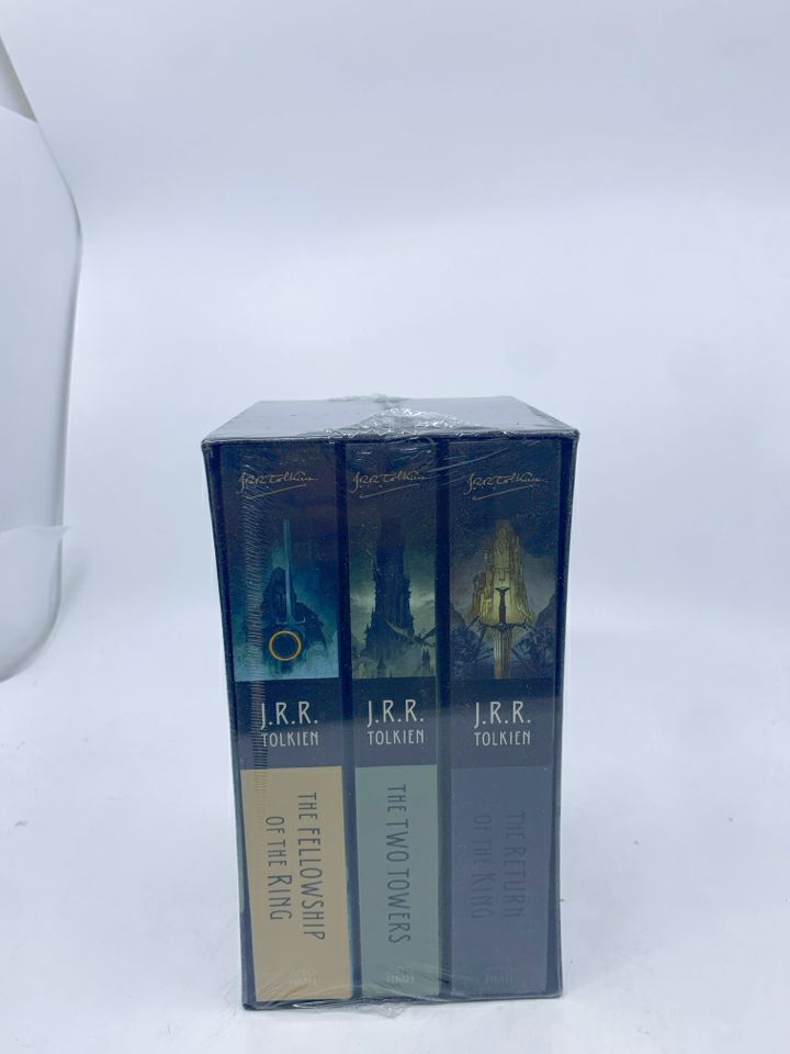 NIP LORD OF THE RINGS BOOK SET