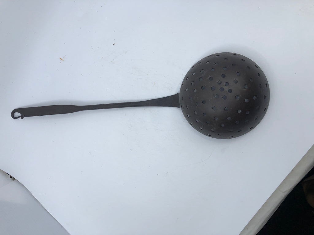 HEAVY METAL VTG SPOON.