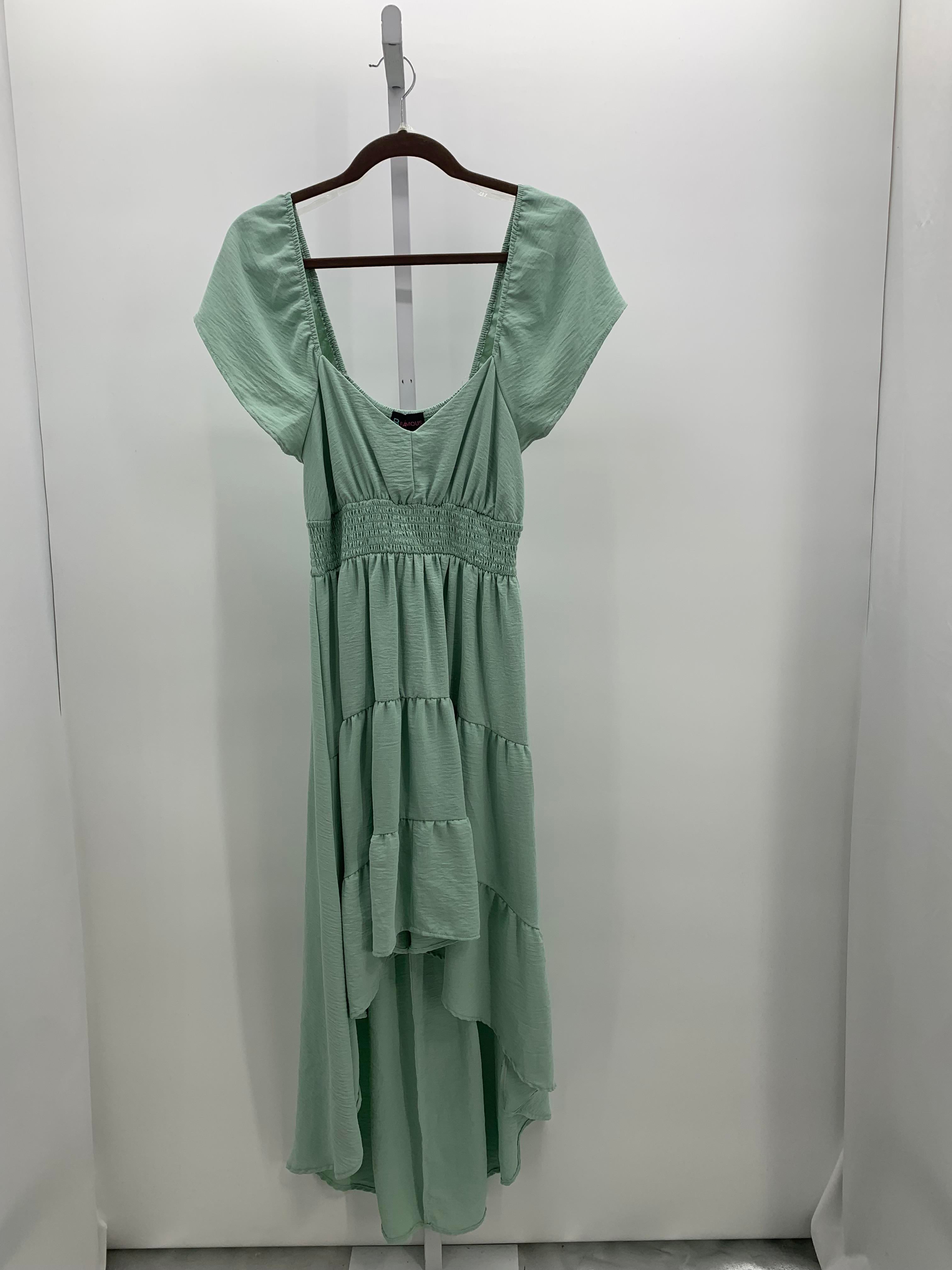 Size Large Juniors Short Sleeve Dress