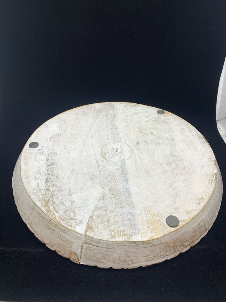 WHITE DISTRESSED TRAY W/CARVED RIM.
