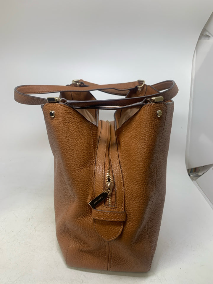 Kate Spade Leila Medium Triple Compartment Shoulder Bag *Minor Interior Stain
