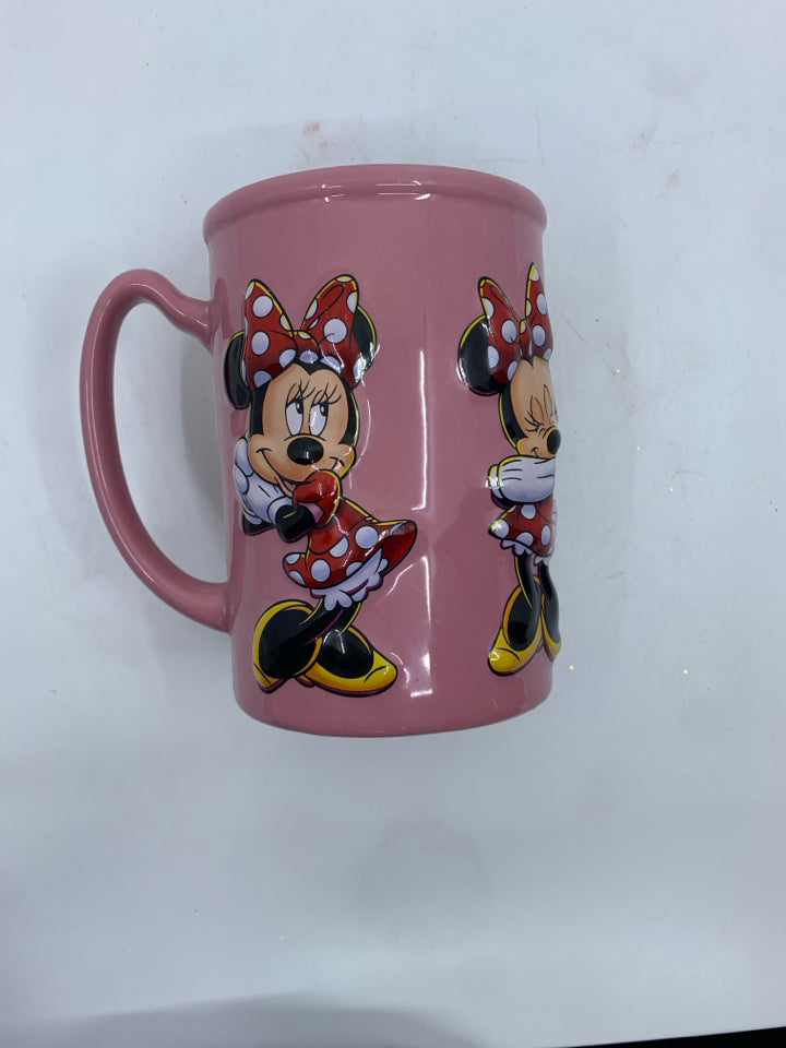 PINK MINNIE MOUSE MUG.