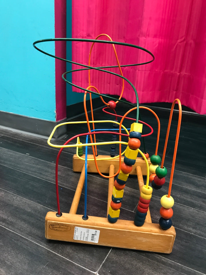 SuperMaze play toy
