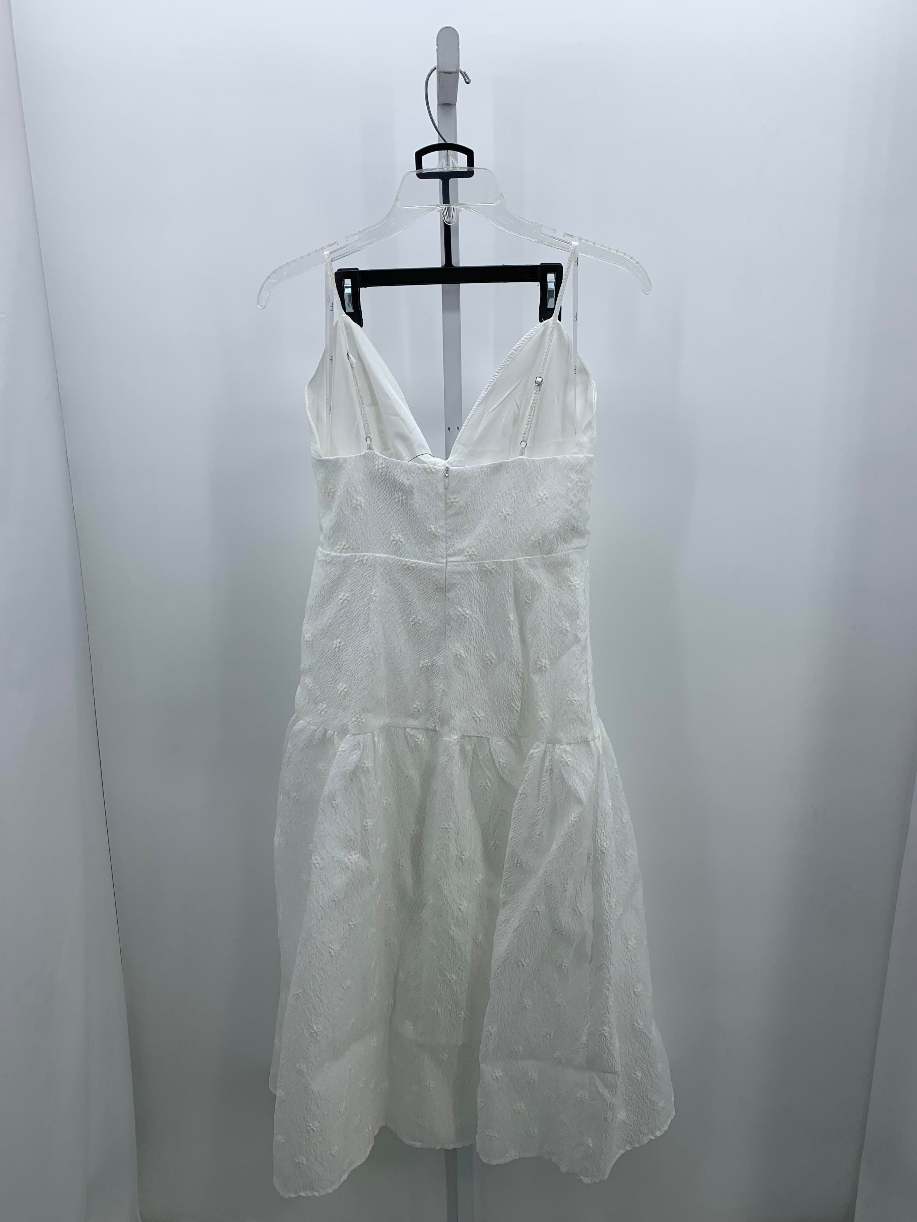 Lulus Size Small Juniors Sleeveless Dress