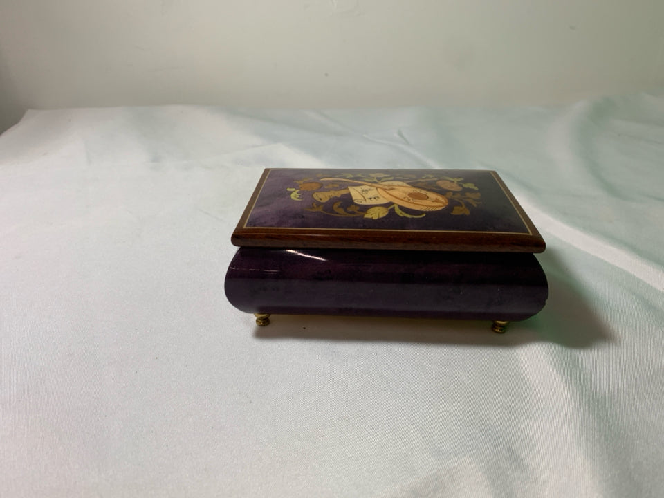 VTG MUSICAL JEWELRY BOX PURPLE MUSICAL INSTRUMENTS VELVET LINING.
