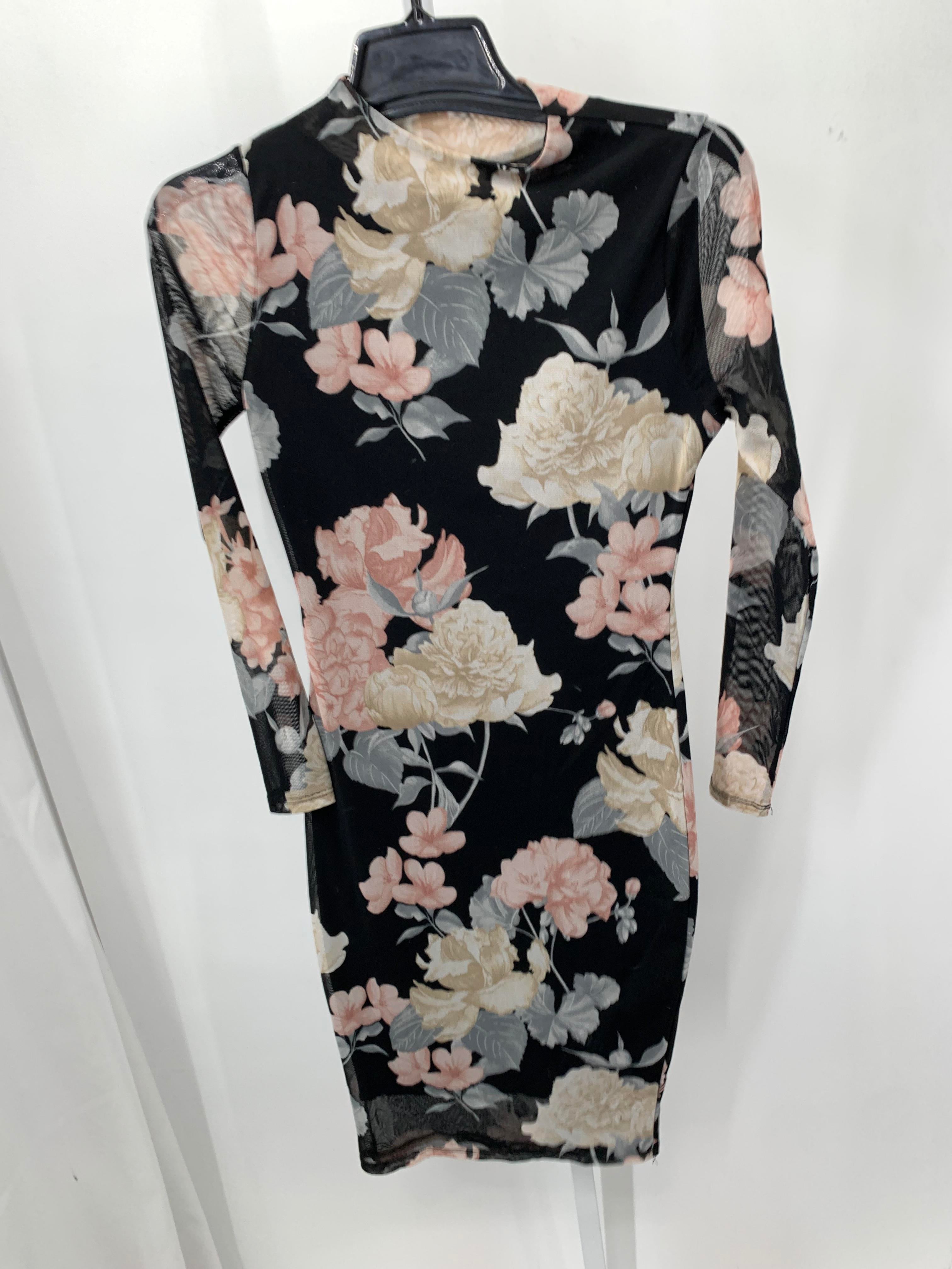 Size Medium Juniors Long Sleeve Dress