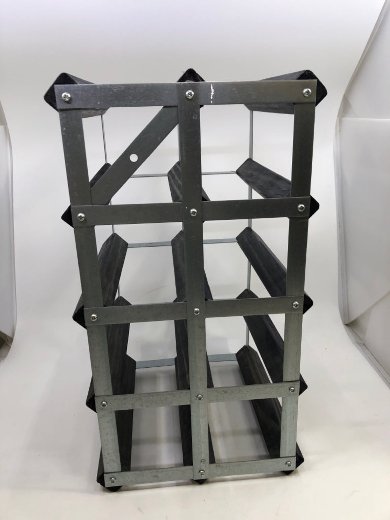 GRAY STAINED WINE HOLDER WITH METAL.