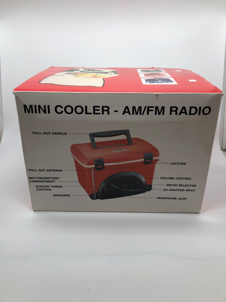 AM/FM RADIO MINI COOLER IN BOX.