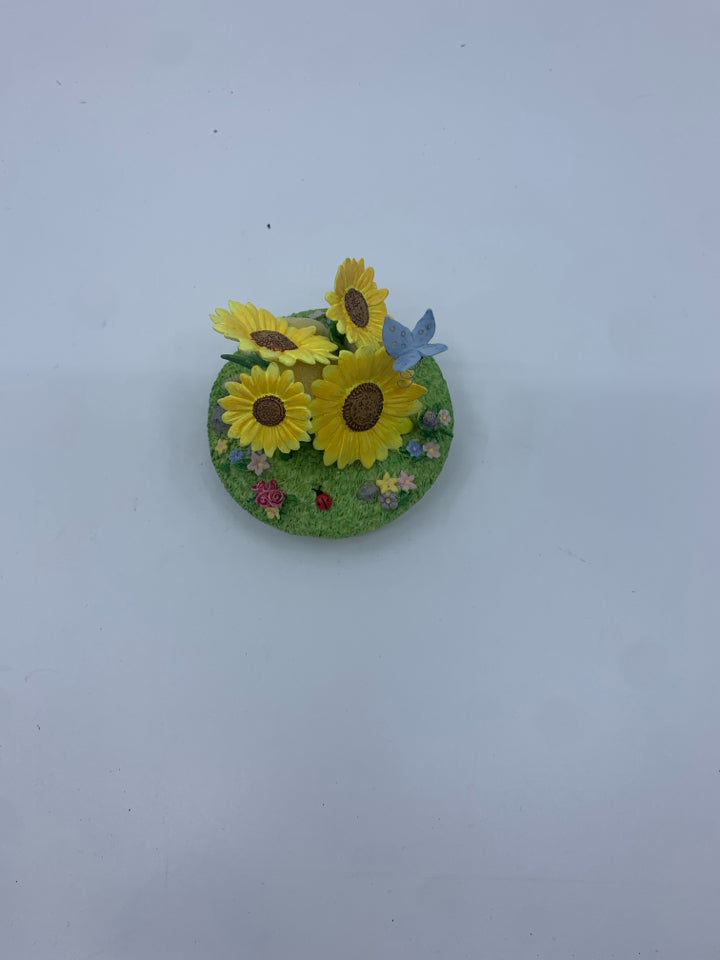 SUNFLOWERS W BUTTERFLY CANDLE TOPPER.