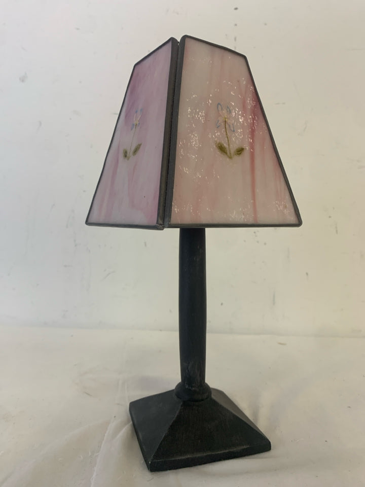 PINK STAINED GLASS CANDLE LAMP.