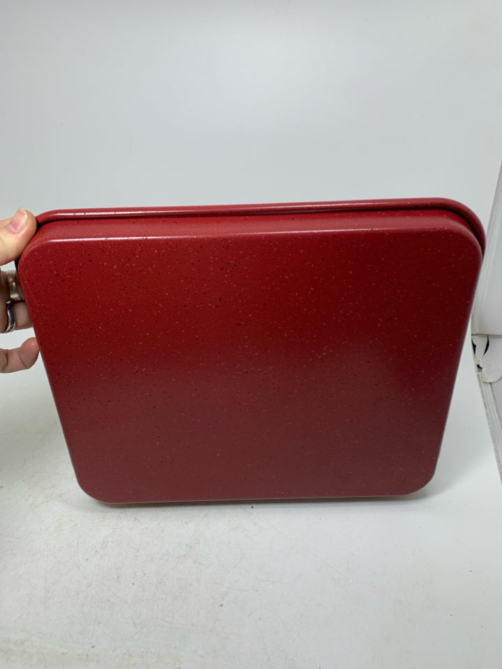 RED METAL BAKING SHEET.
