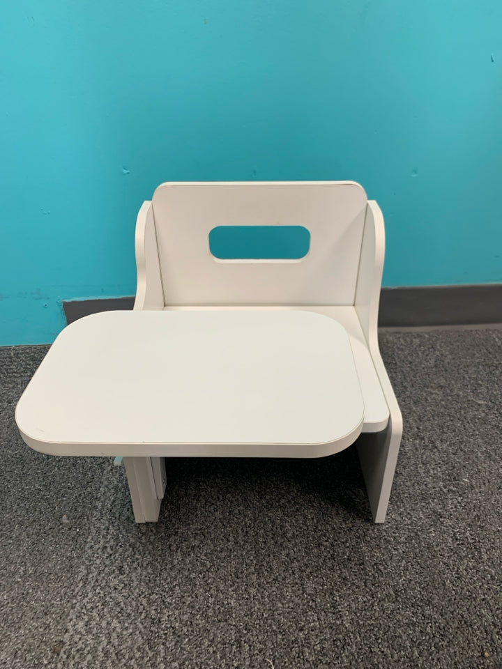2-in-1 Toddler Table