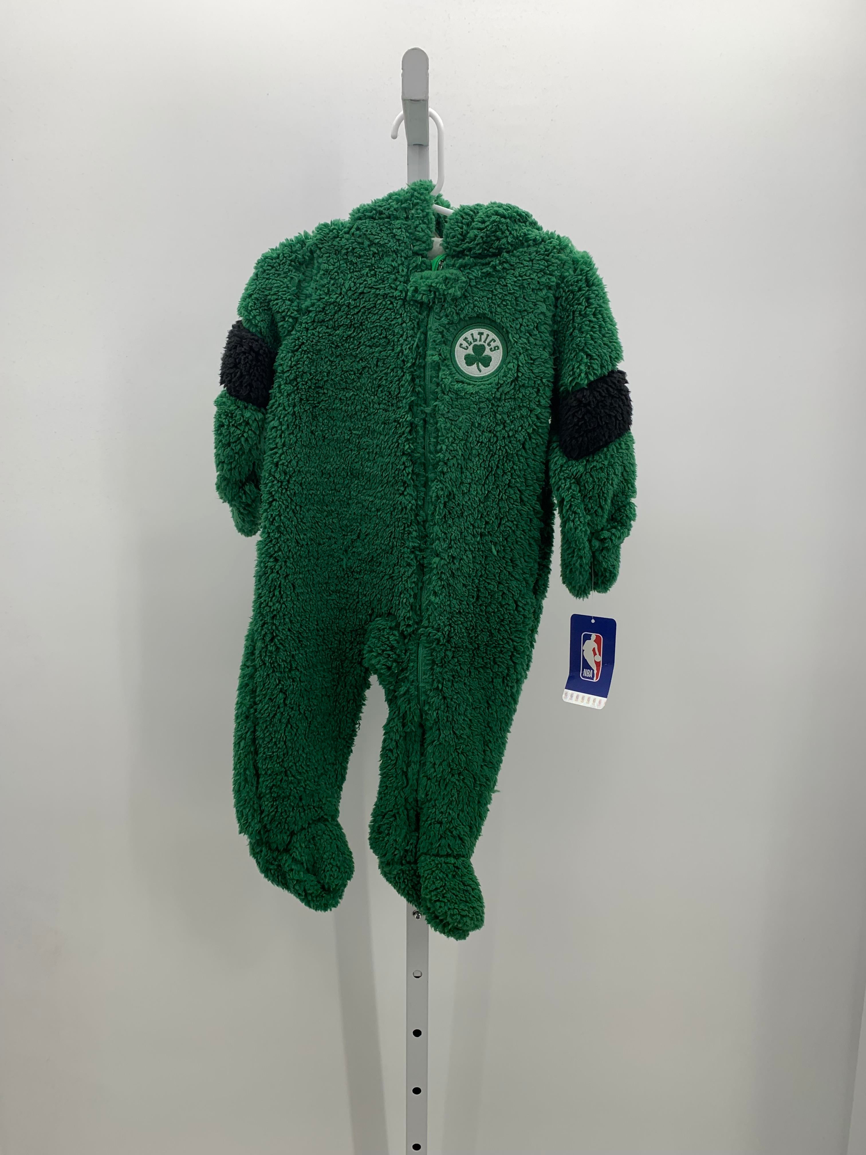 NEW HOODED BOSTON CELTICS