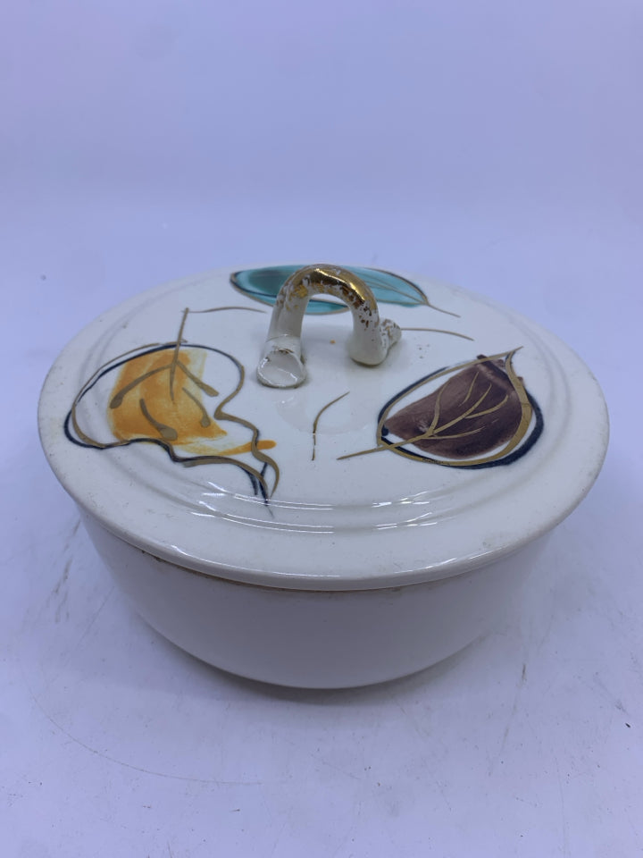 VTG SERVER W/ ASSORTED PAINTED LEAVES/HANDLE.
