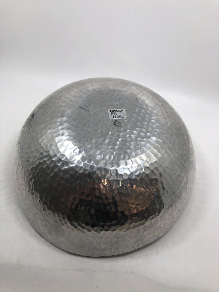 HAMMERED METAL BOWL.
