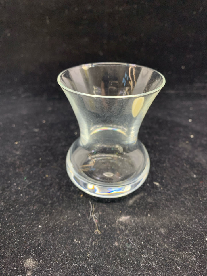 SMALL ZWIESEL VASE.