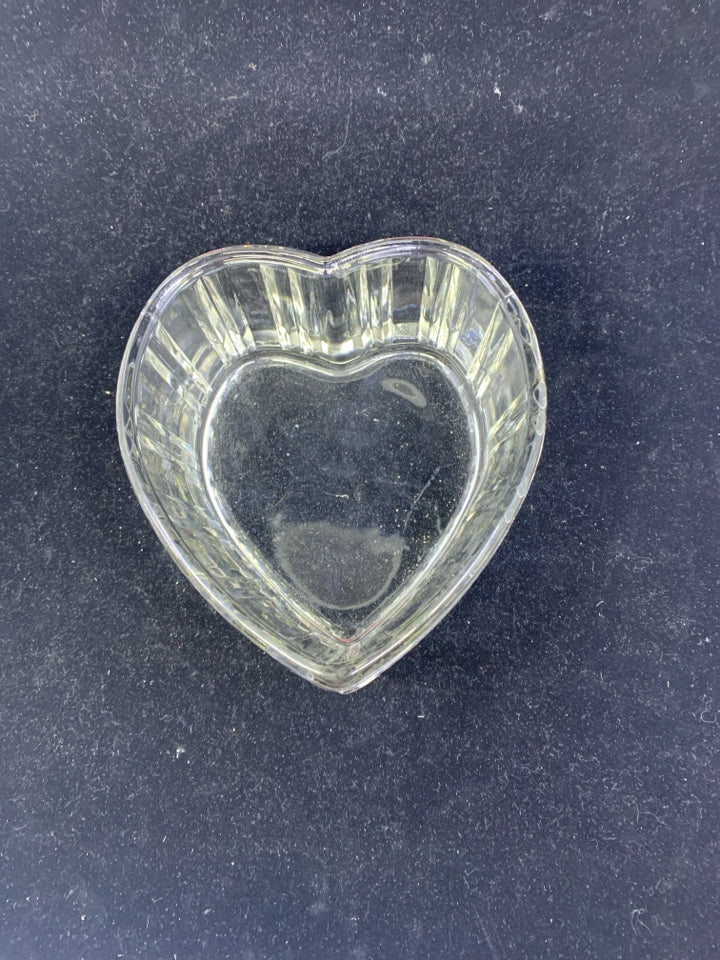 HEAVY THICK GLASS HEART DISH.