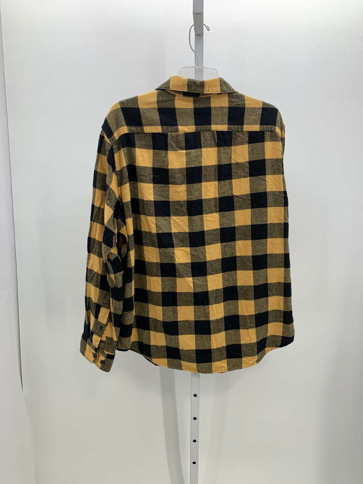 BLACK PLAID
