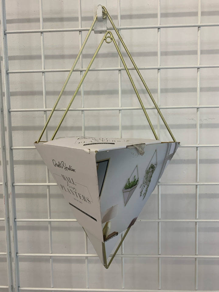 NIP 2 WALL DECOR PLANTERS.