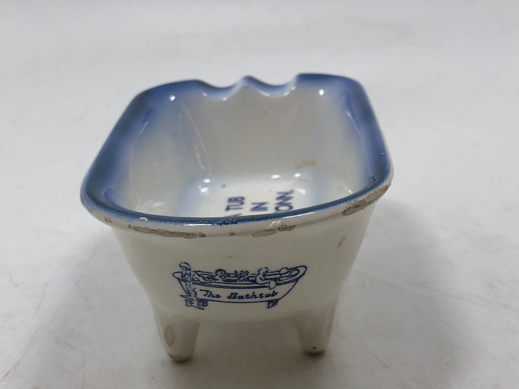 VTG 'OLD MYSTIC VILLAGE' TUB ASHTRAY.