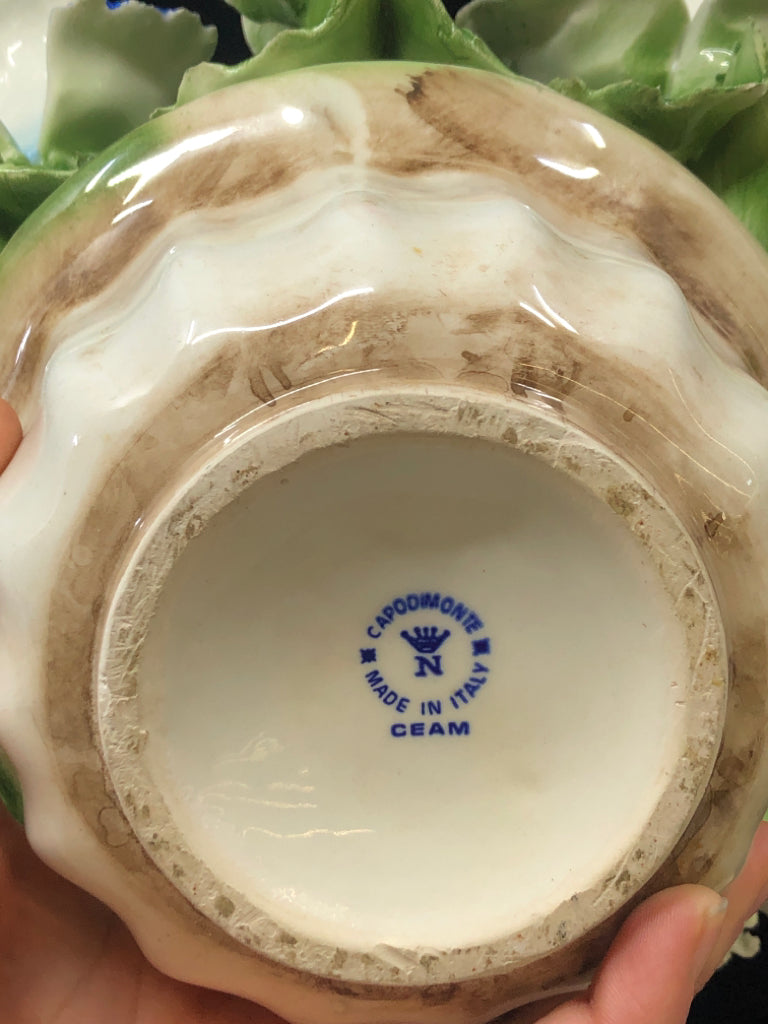 VTG CAPODIMONTE PORCELAIN FLOWER BASKET W/BLUE BOW.