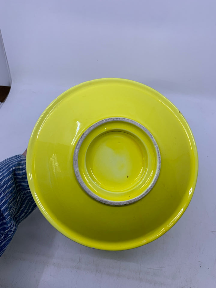 CUP/SAUCER STYLE PLANTER.