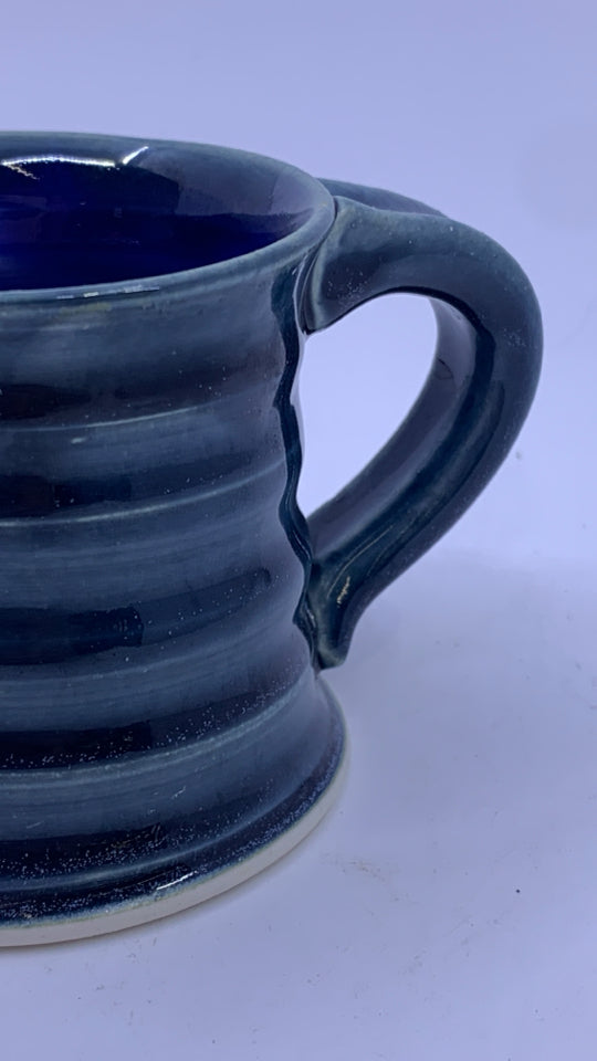 CERAMIC RIBBED TEAL POTTERY MUG DARK BLUE INSIDE.