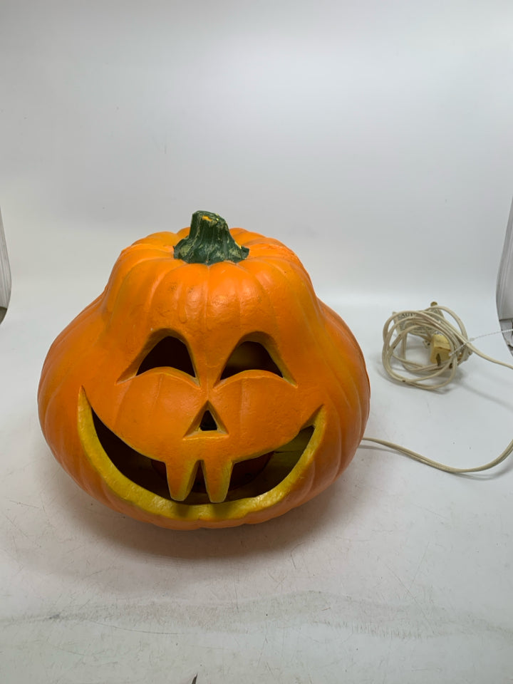 WIDE JACKO LANTERN LIGHT UP PUMPKIN.