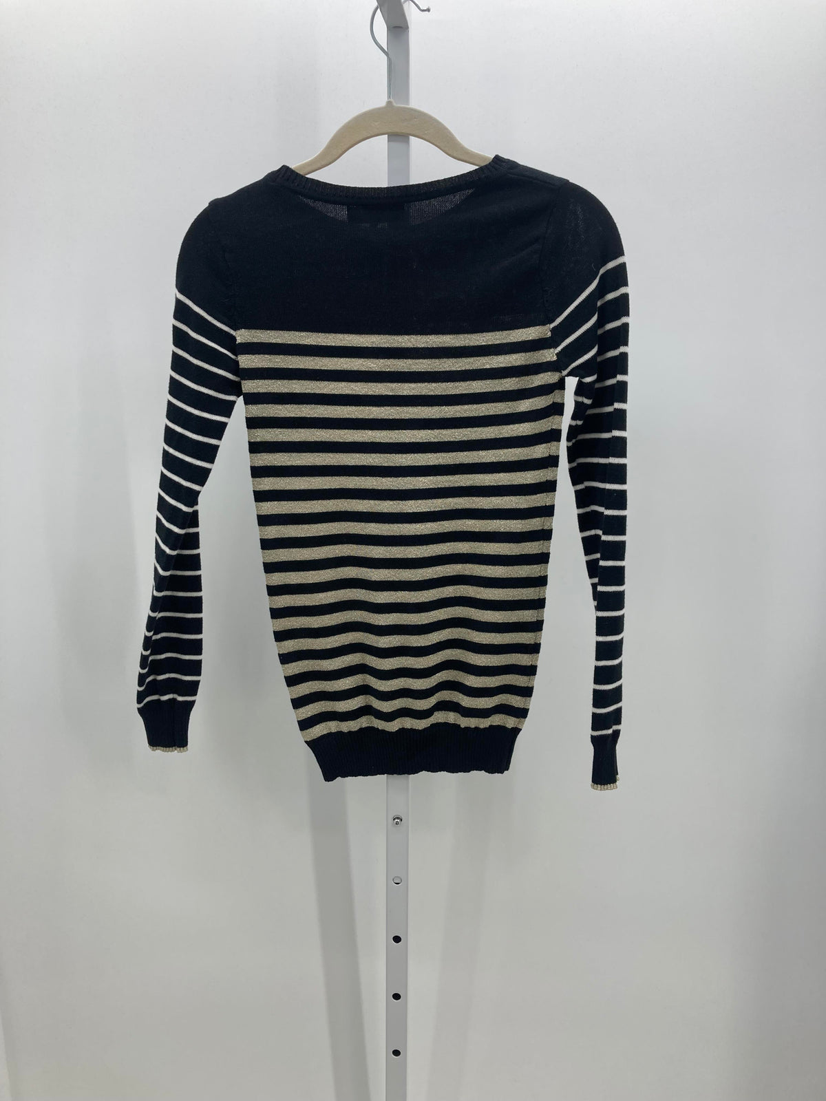 Energie Size Small Juniors Long Sleeve Sweater