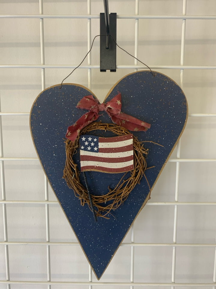 PRIMITIVE HEART+ FLAG WALL HANGING.