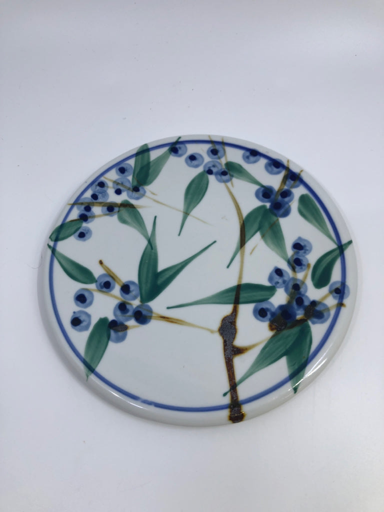 GEORGETOWN POTTERY MAINE BLUEBERRY POTTERY.