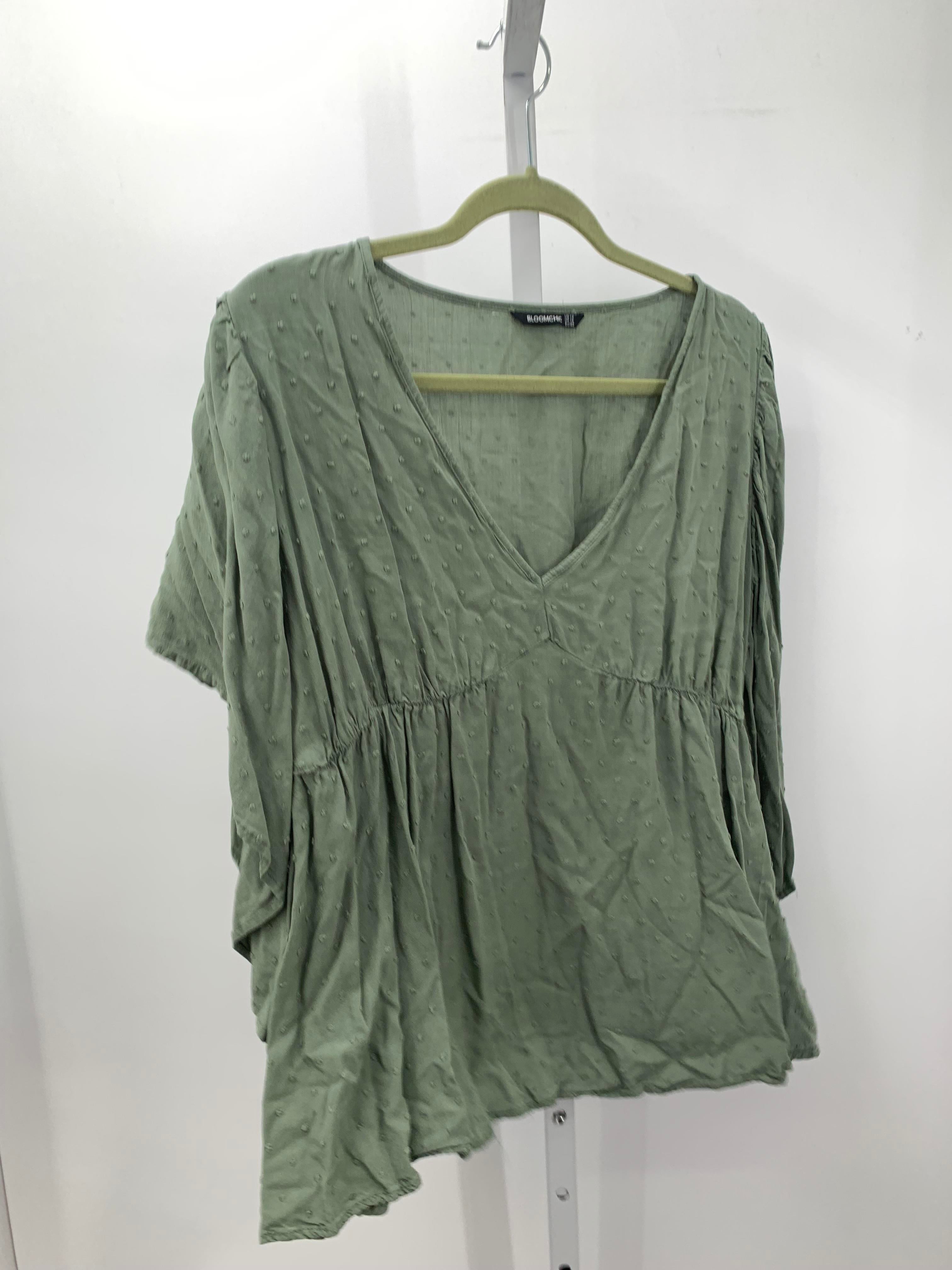 Size 12 Misses Short Sleeve Shirt